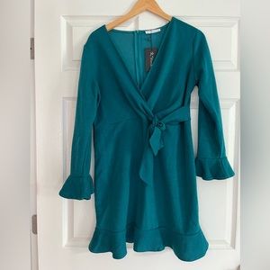 🌷R.Vivimos dress V neck/Esmeralda green color/cotton